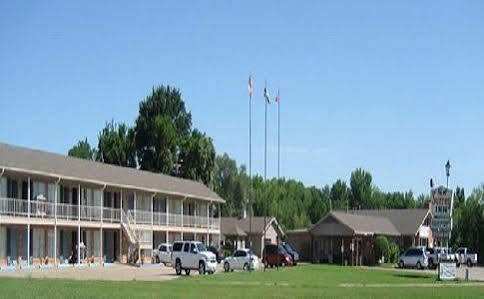 The Surrey Inn Caldwell Esterno foto